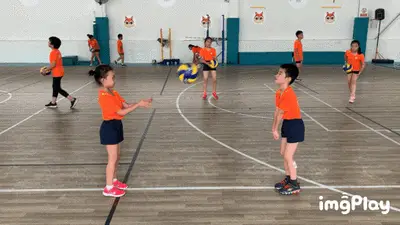 尤文官方：道格拉斯-路易斯左大腿股二头肌轻度损伤