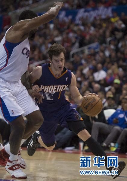 搭配灰银色 搭配灰银色