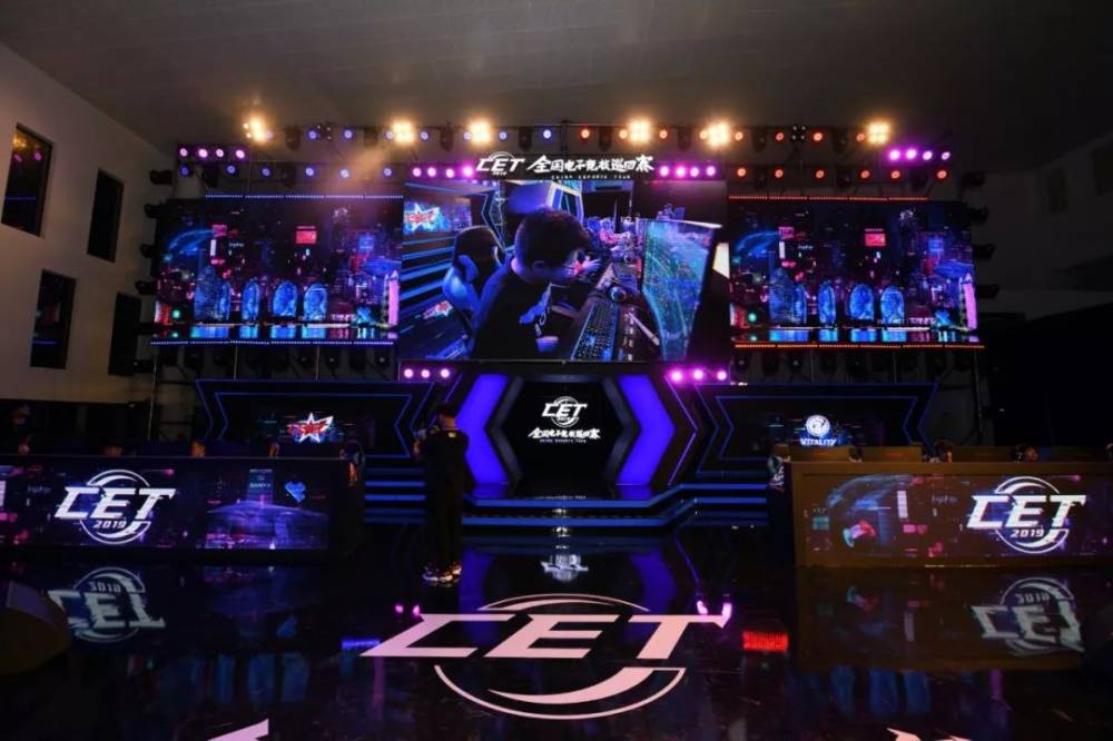 出现在不同 出现在不同